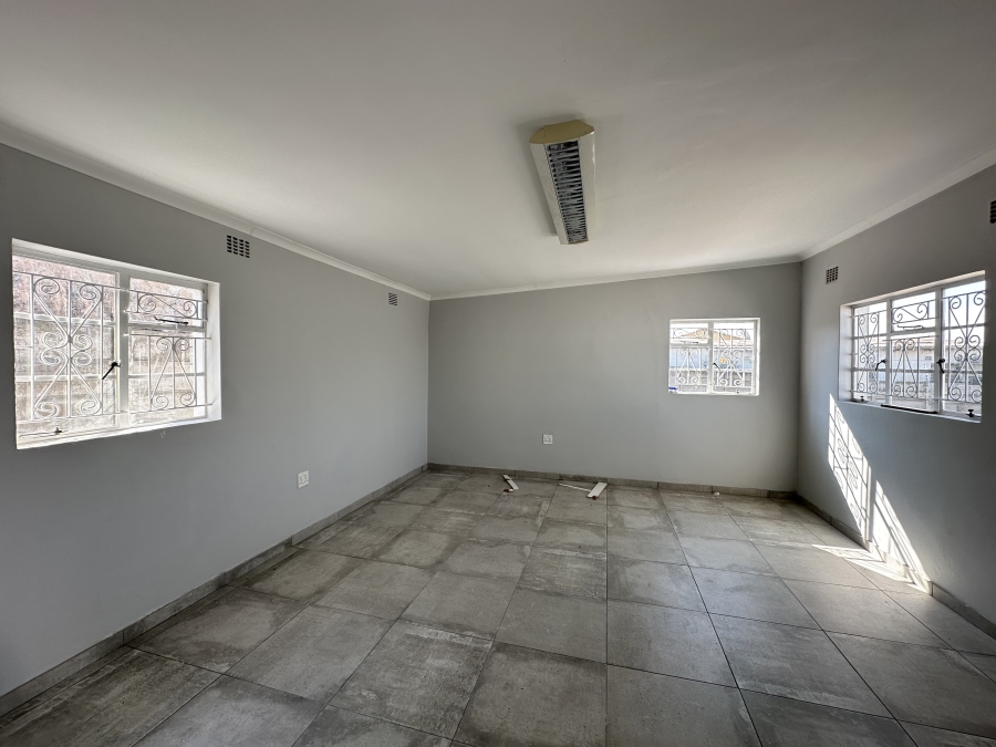8 Bedroom Property for Sale in Norwood Eastern Cape